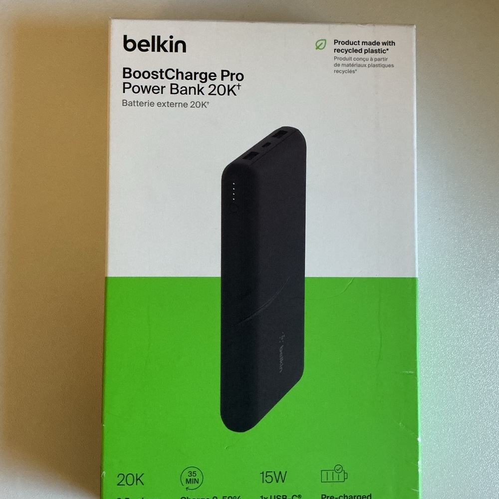 New Belkin BoostCharge Pro 20K Power Bank - Black
